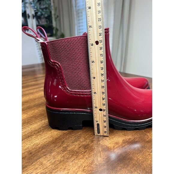 London Fog burgundy ankle, rain boots size 8 NEW - Picture 4 of 6